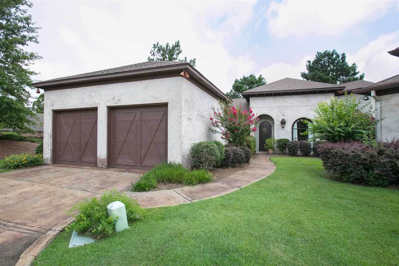 288 Caroline Blvd - Photo 1
