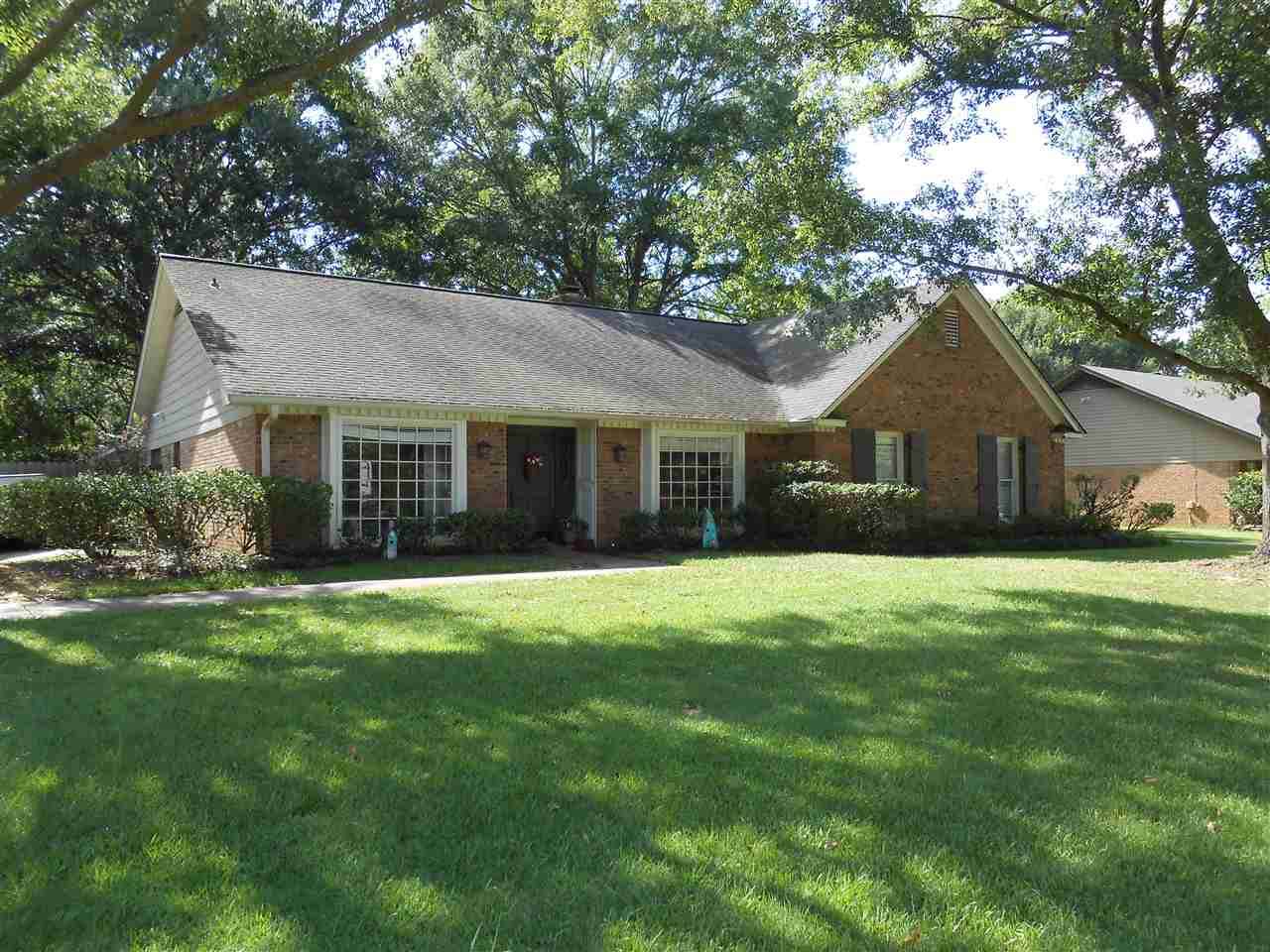 115 Westlake Dr - Photo 1