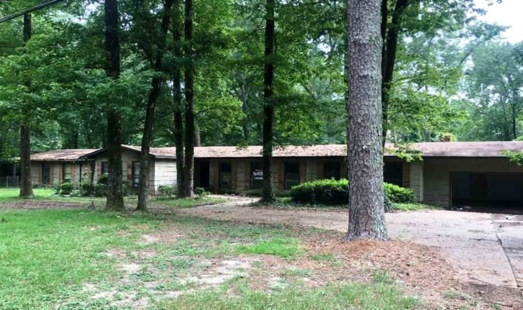 1025 Auburn Dr - Photo 1