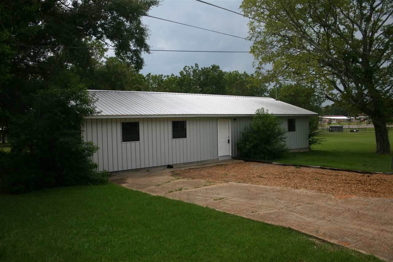 66 Jackie St - Photo 1