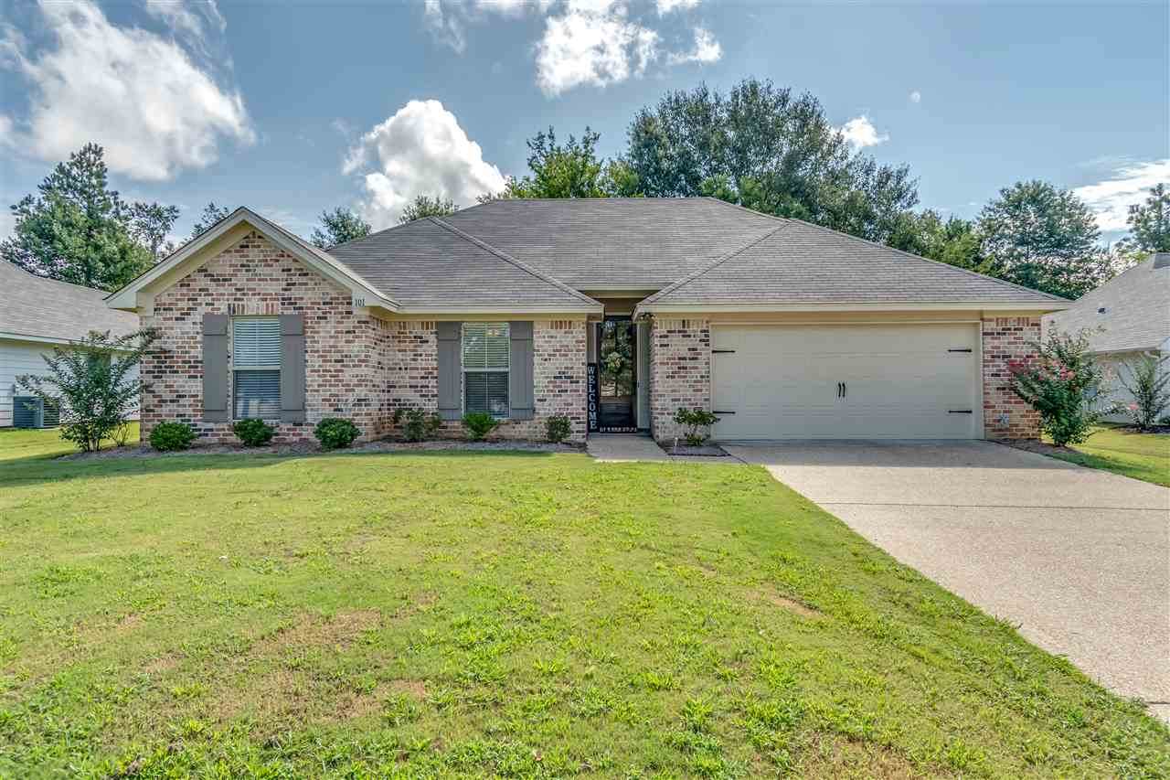 101 Moss Creek - Photo 1