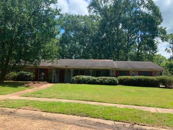 5054 Riverwood Cir - Photo 1