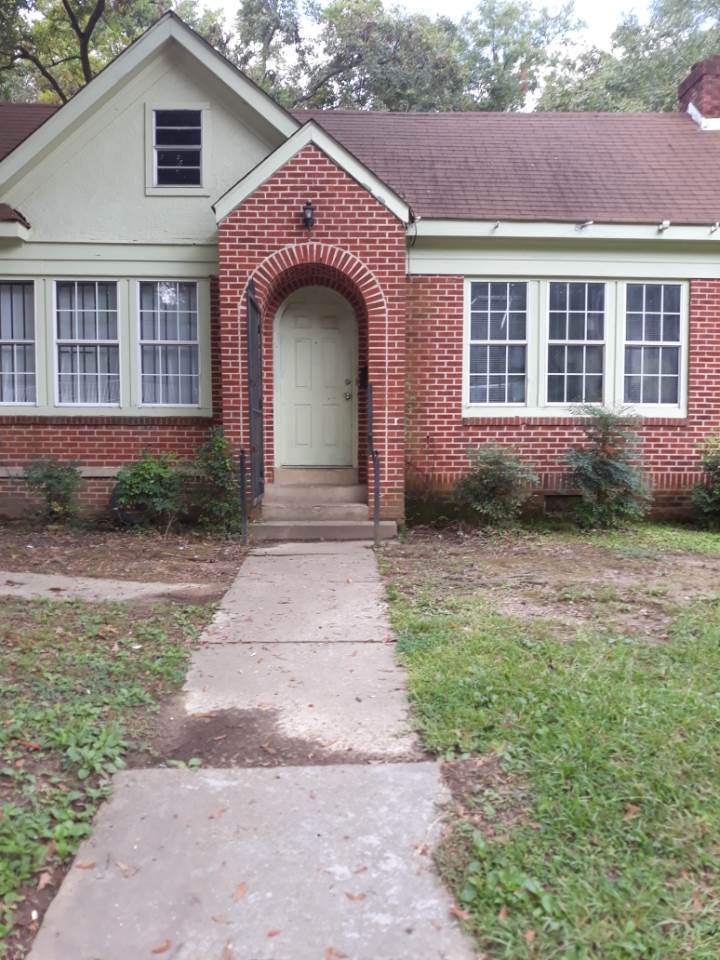 403 Marcus L Butler Dr - Photo 1