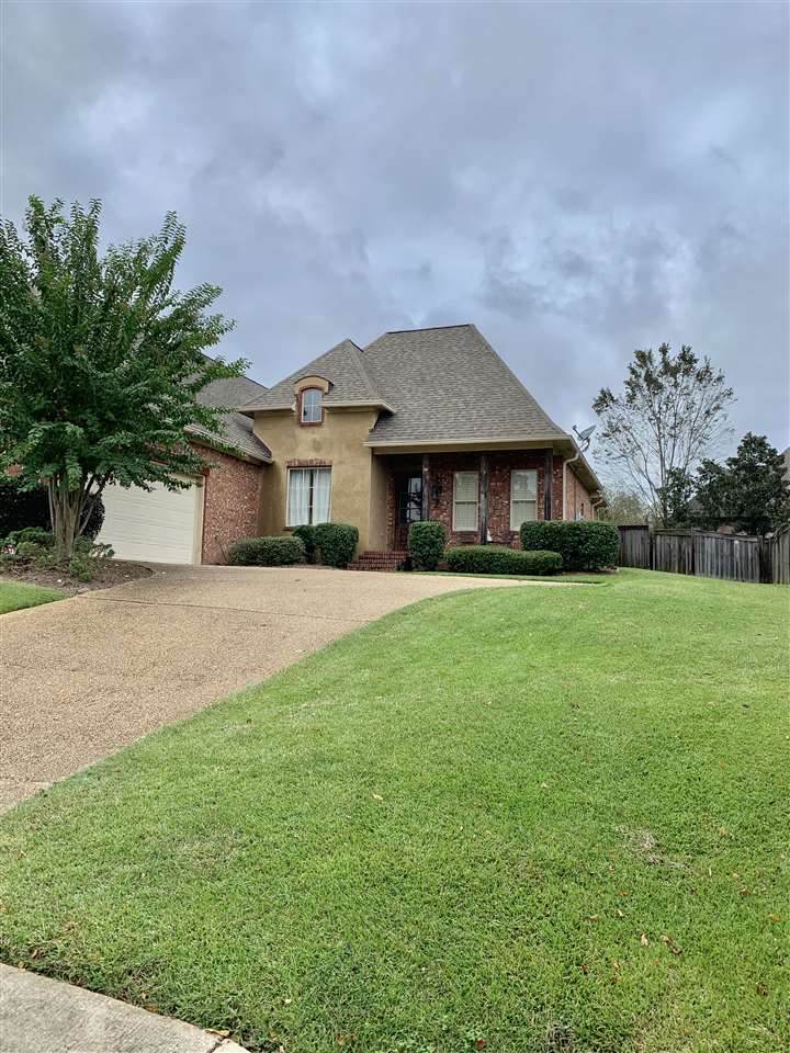 105 Hallmark Pl - Photo 1