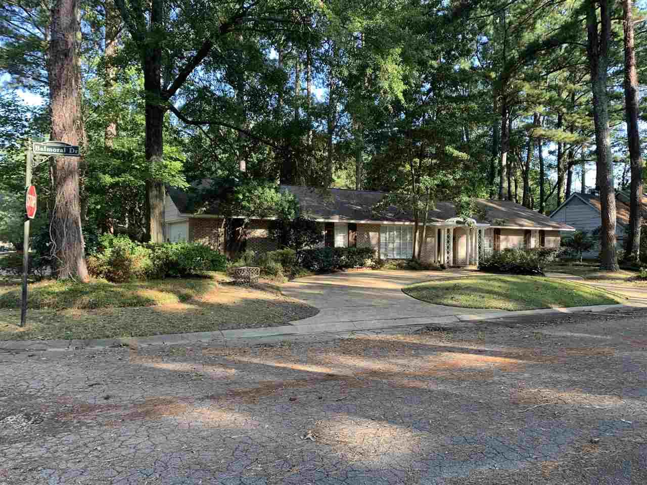 5376 Balmoral Dr - Photo 1