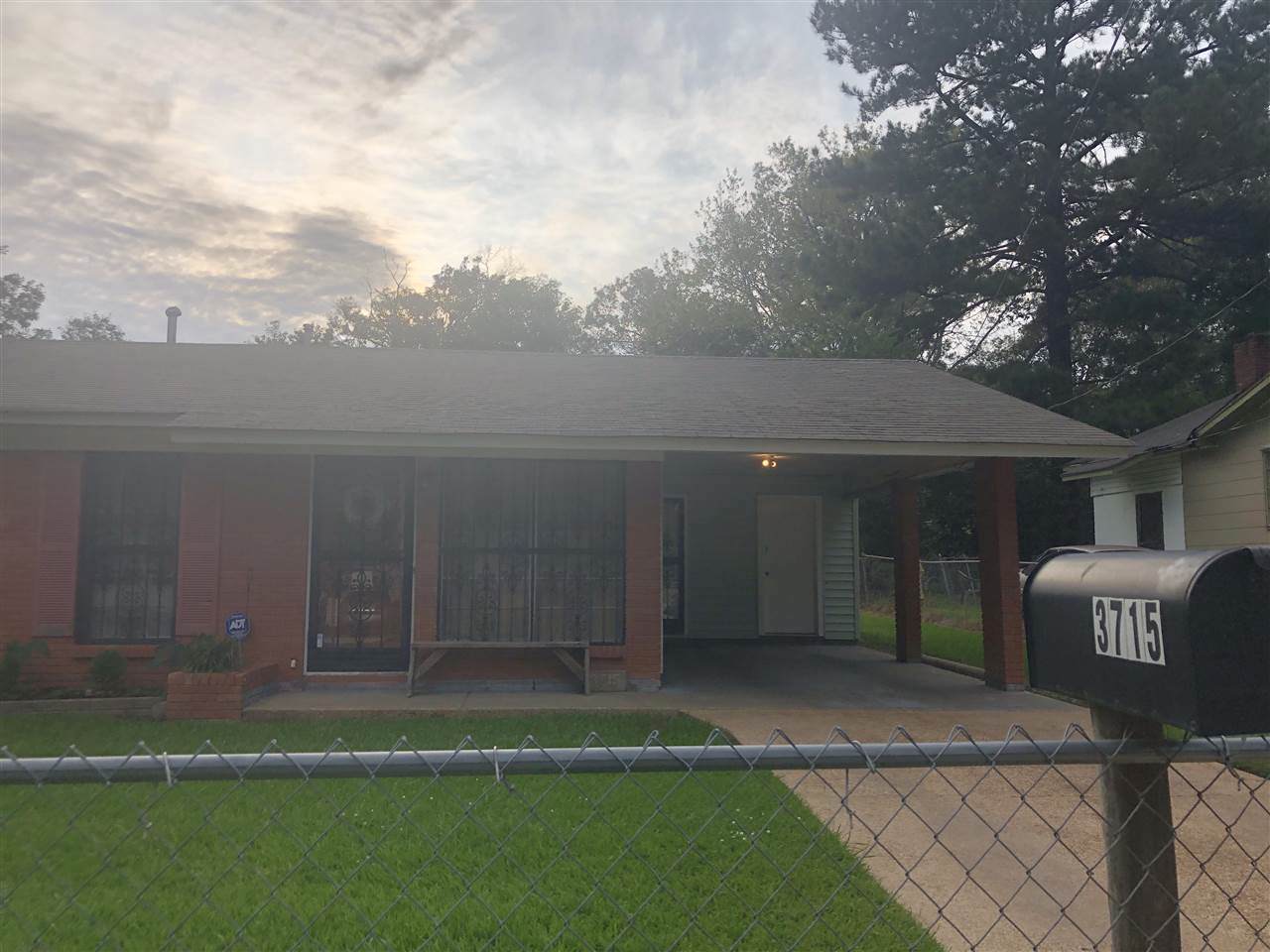 3715 Skyline Dr - Photo 1