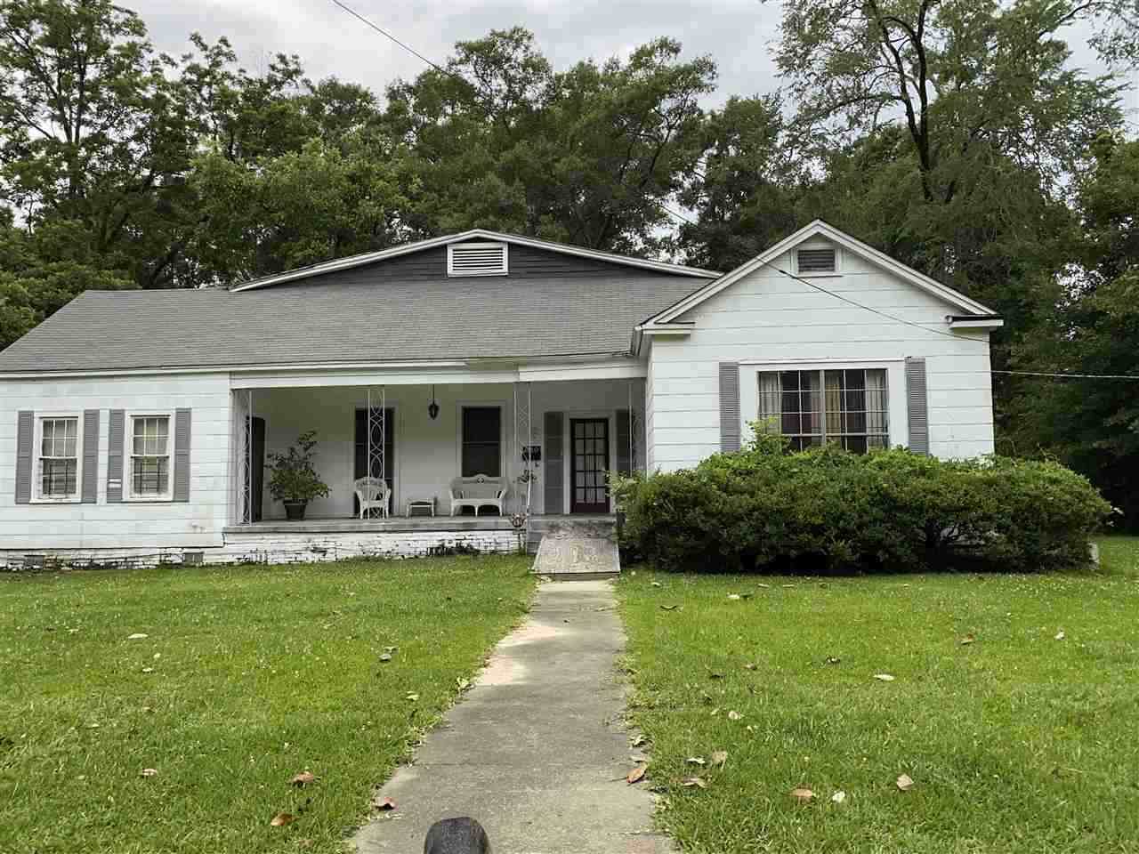 340 South Extension St - Photo 1