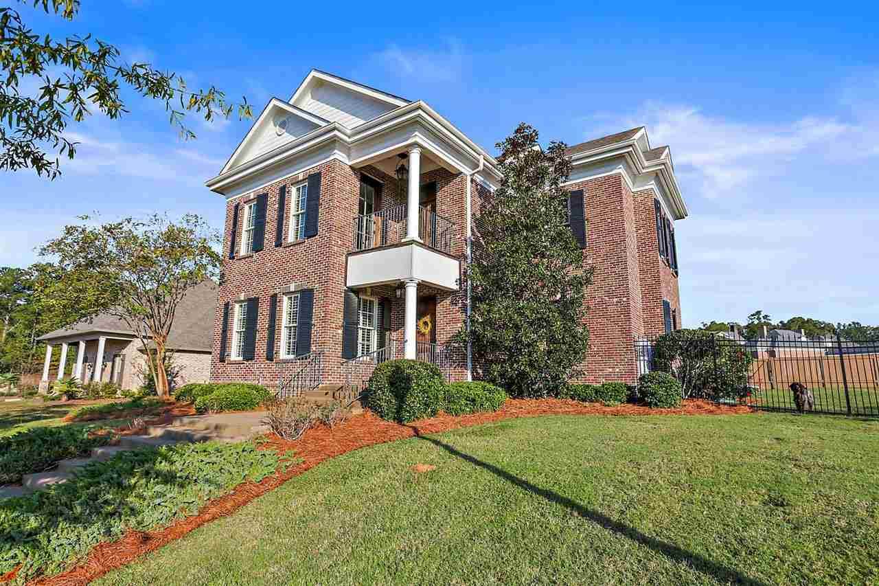 405 Ashleigh Ct - Photo 1