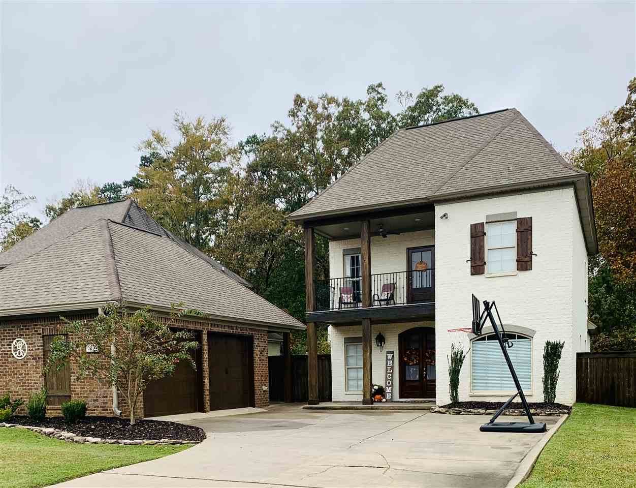 312 North Village Dr - Photo 1