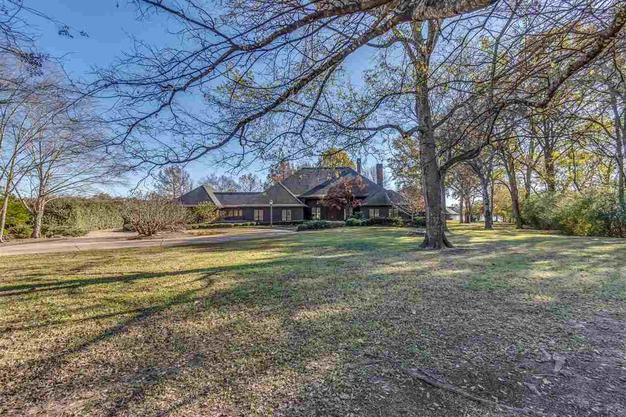 108 Cove Ln - Photo 1