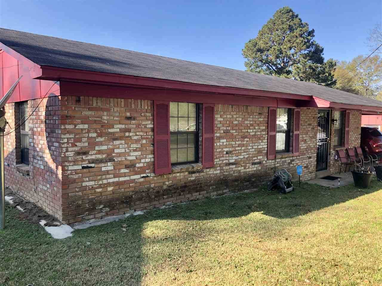 202 Belle St - Photo 1