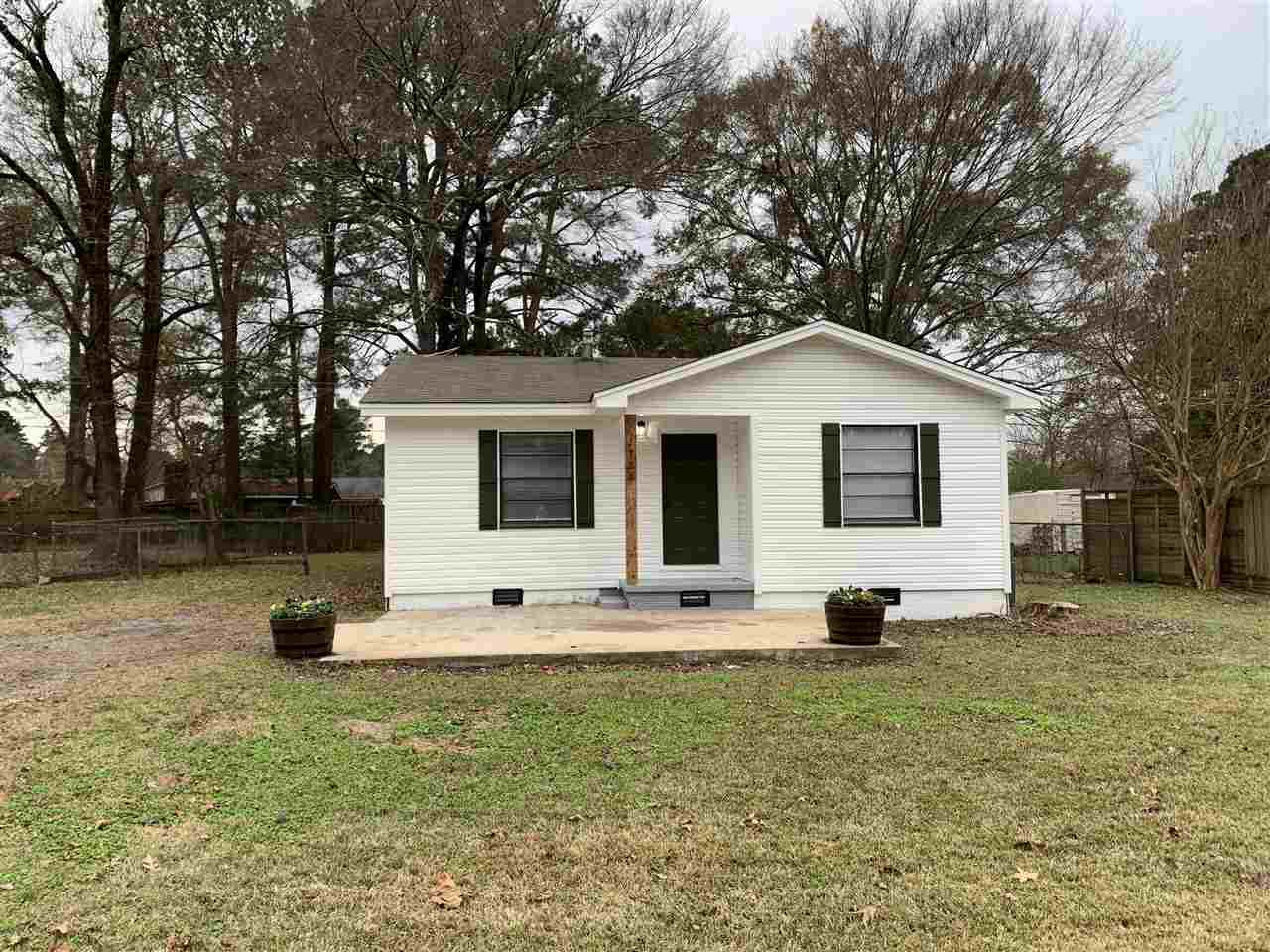 2729 Old Country Club Rd - Photo 1