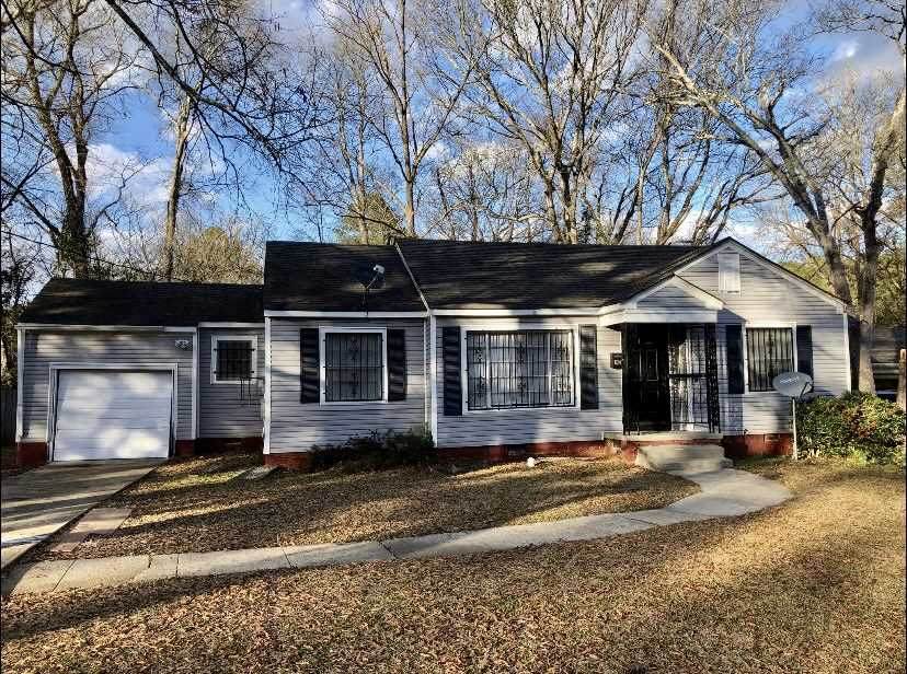 624 Cedarhurst Rd - Photo 1