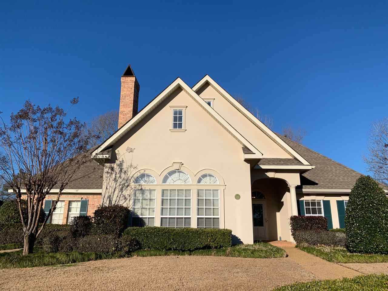 302 Southwind Dr - Photo 1