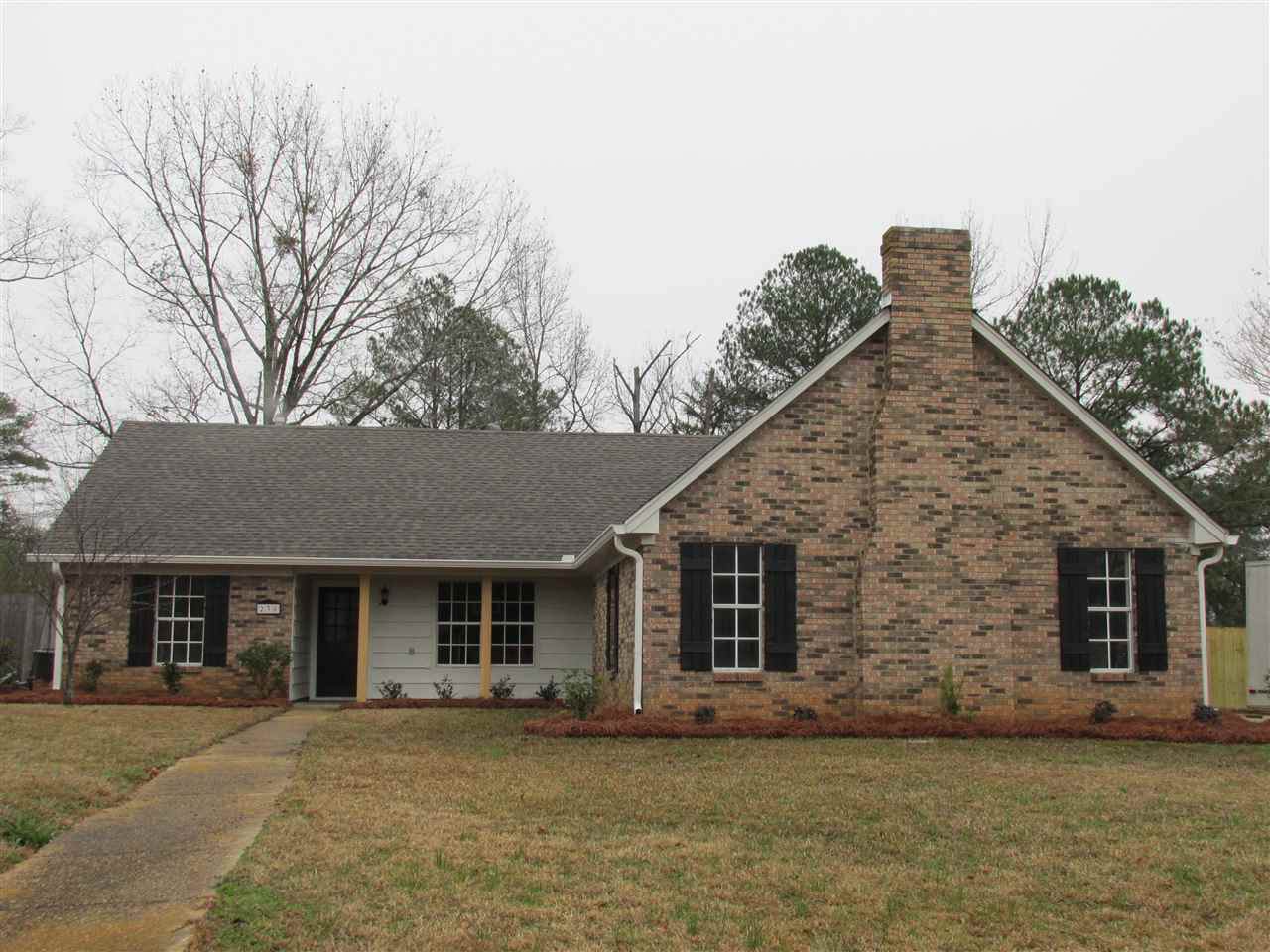 230 Lancaster Ct - Photo 1