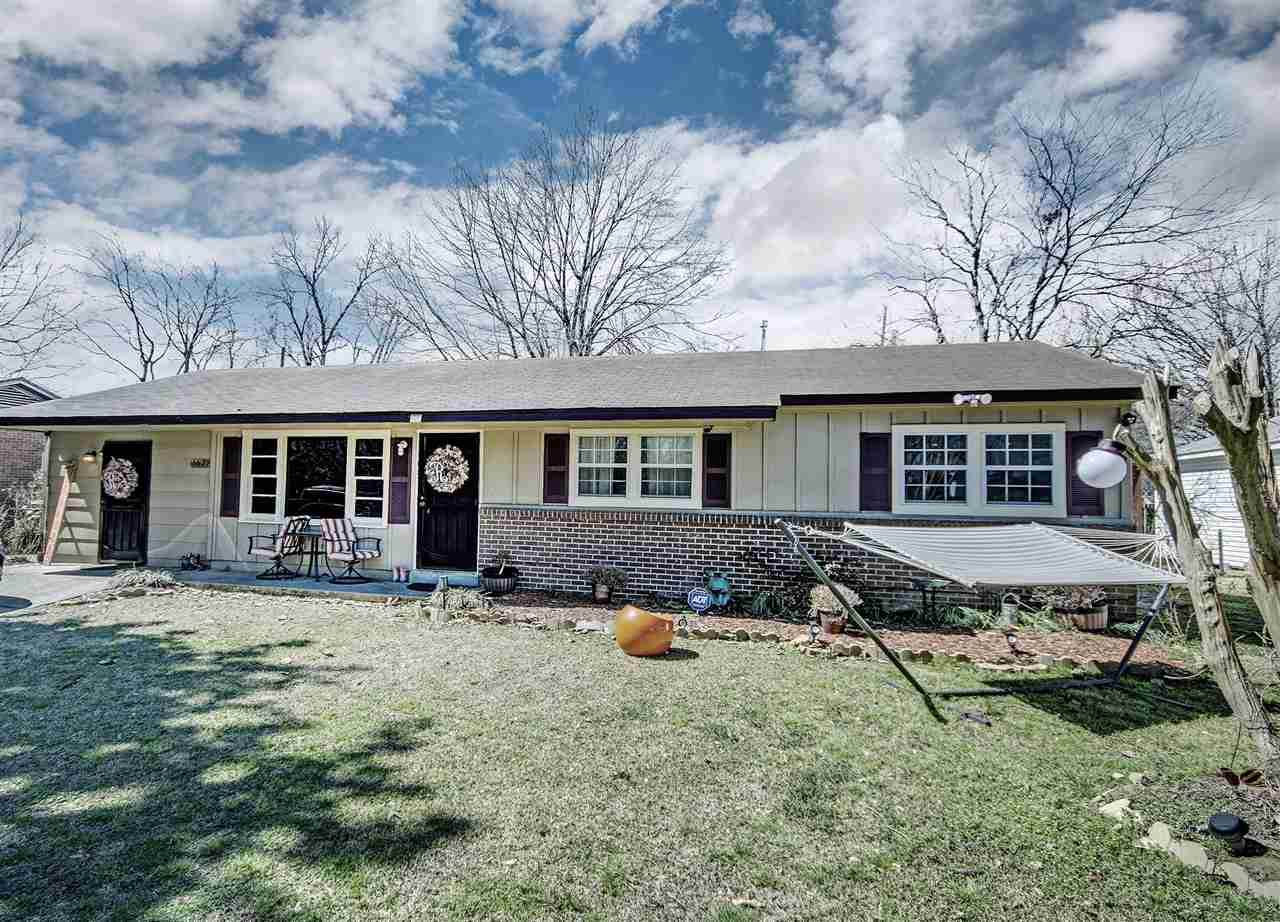 1627 Gordon Ave - Photo 1