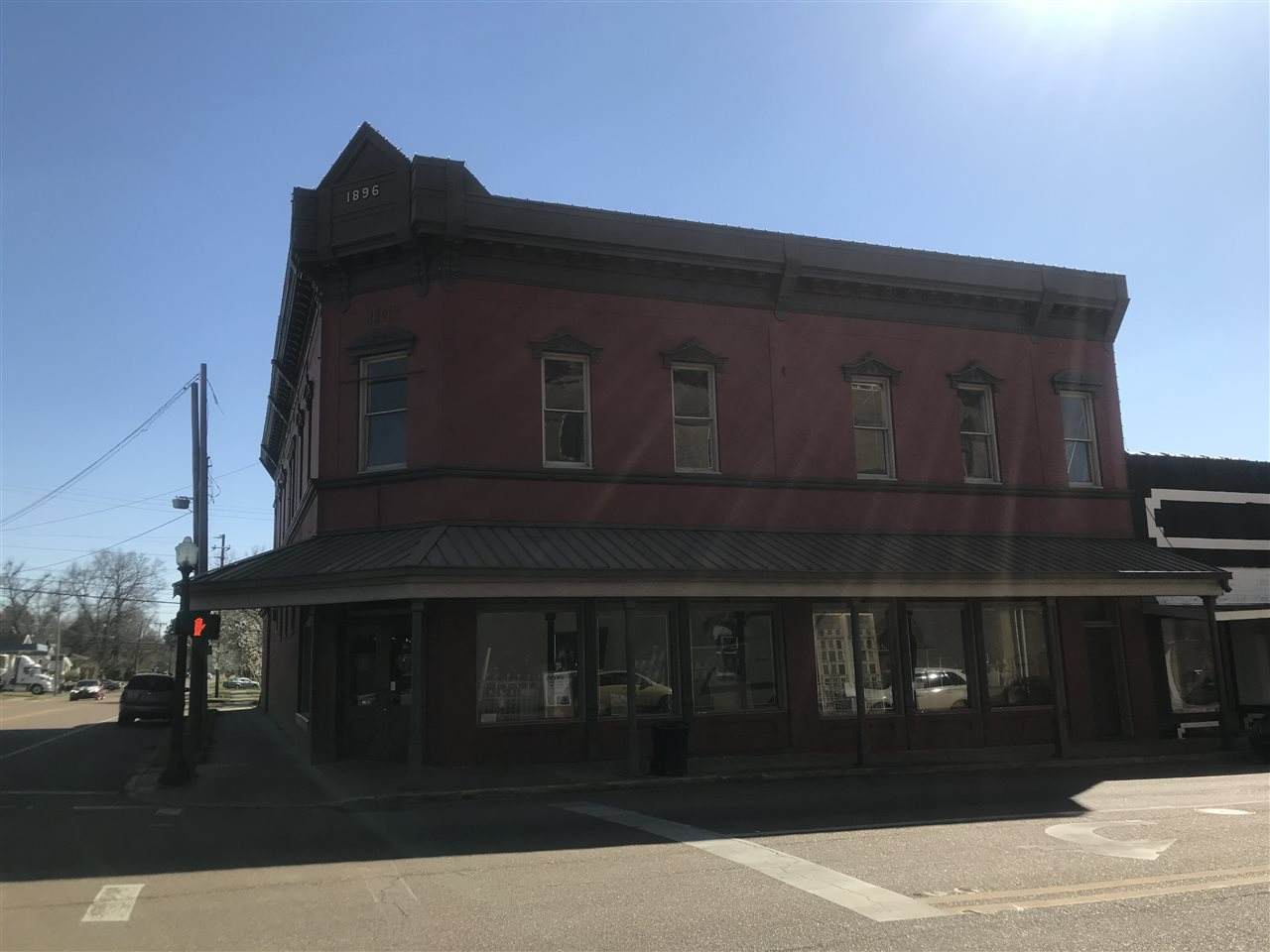 203 Peace St - Photo 1