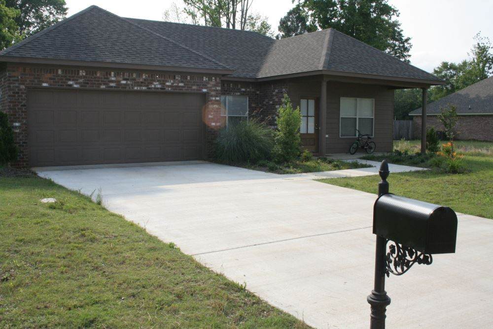 107 Stapleton Dr - Photo 1