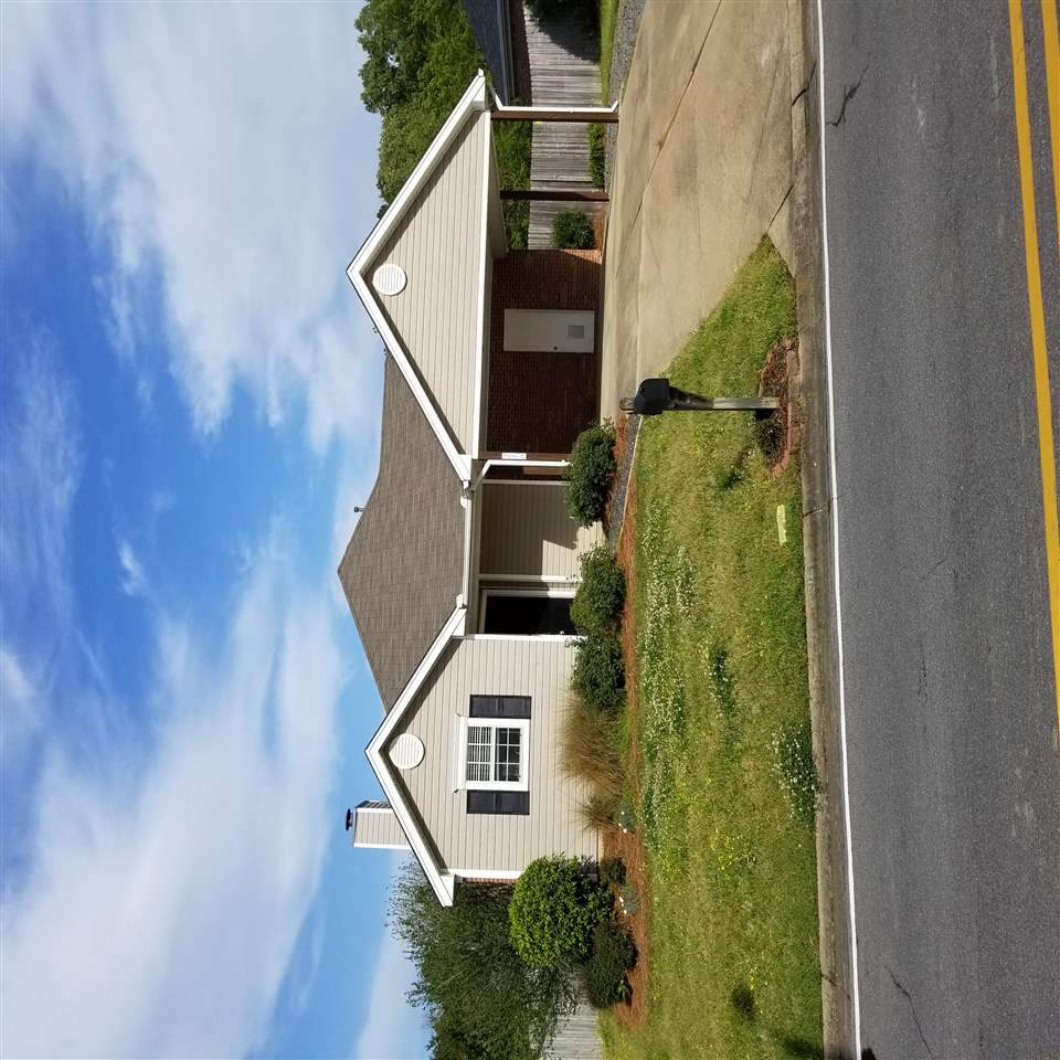 216 Mc Laurin Dr - Photo 1