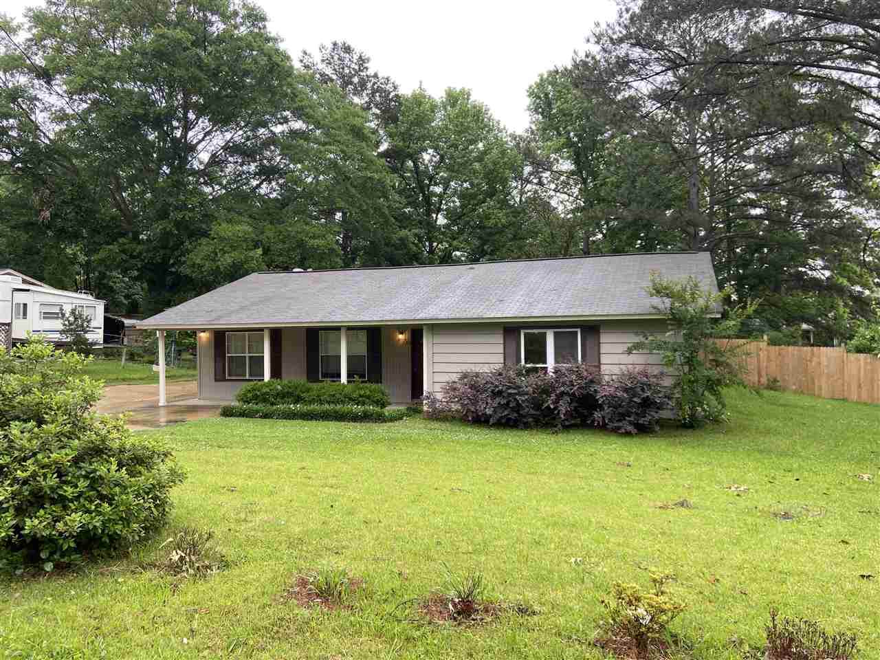 586 Hwy 469 N - Photo 1
