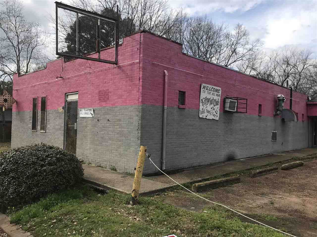 1220 Ridgeway St - Photo 1