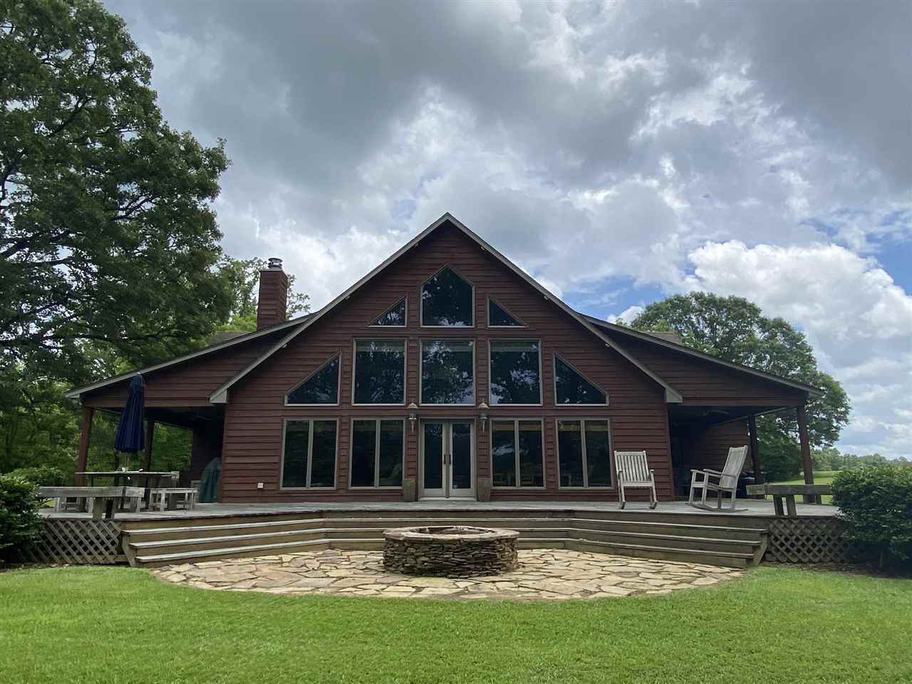 1255 Chapel Hill Rd - Photo 1