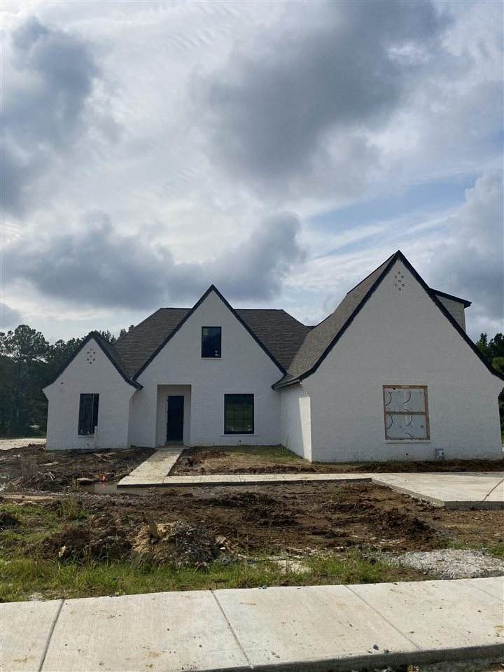 113 Heron's Cir - Photo 1