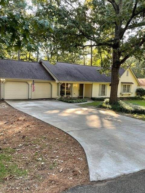 317 Swallow Dr - Photo 1