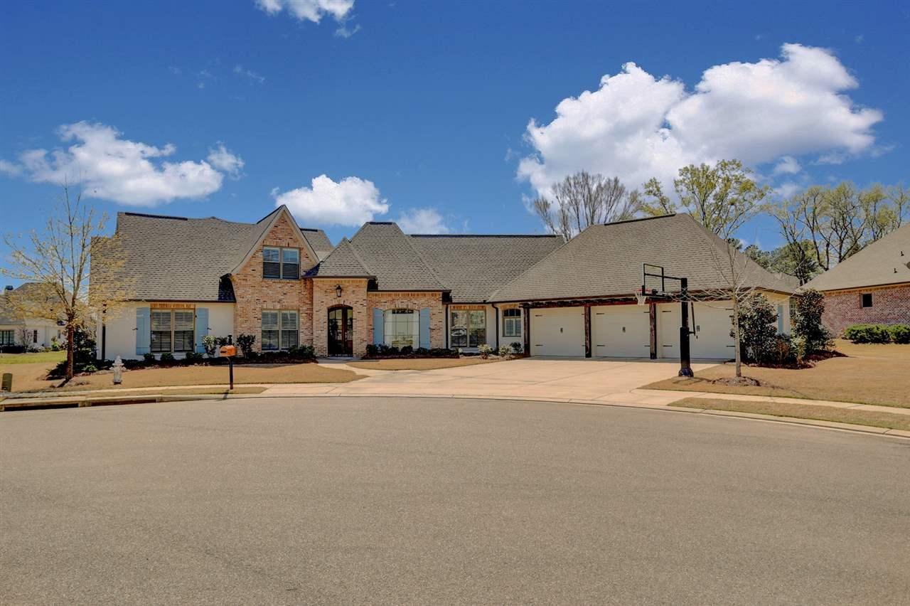 121 Edgewood Dr - Photo 1