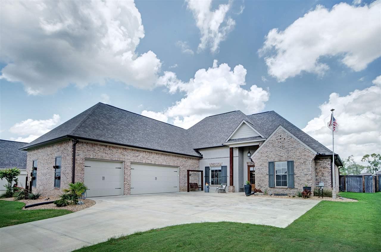 103 Camden Trail - Photo 1