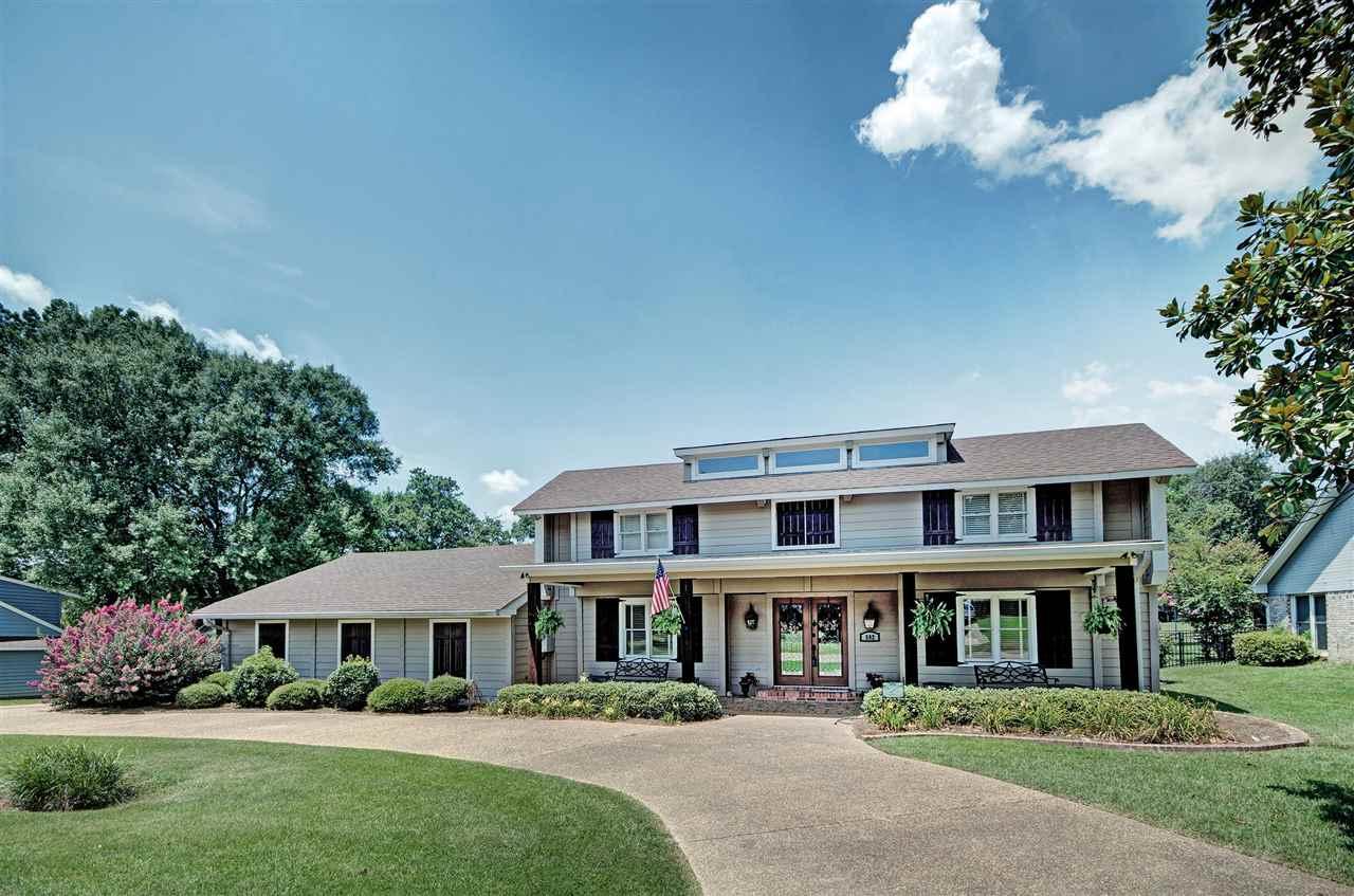 592 Deerfield Dr - Photo 1