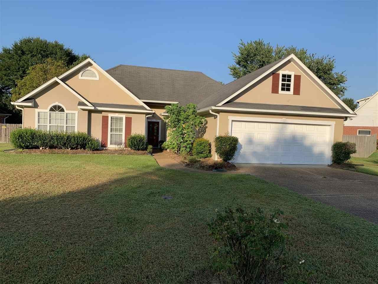 138 Fairfield Cir - Photo 1