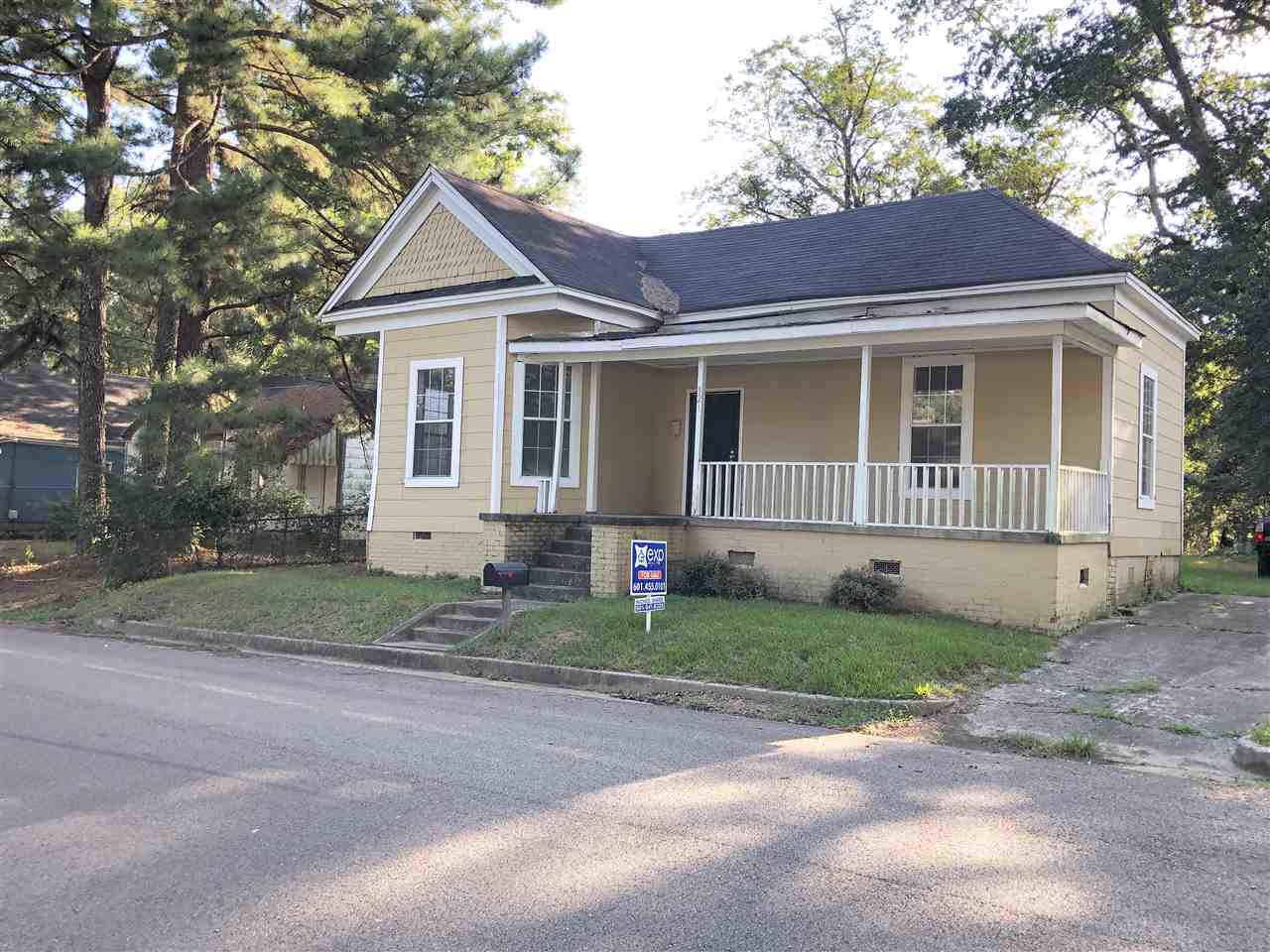 321 Valley St - Photo 1