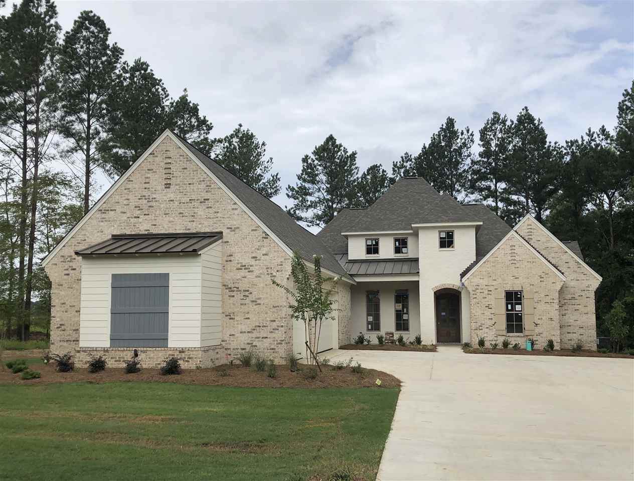 110 Westlake Cir - Photo 1
