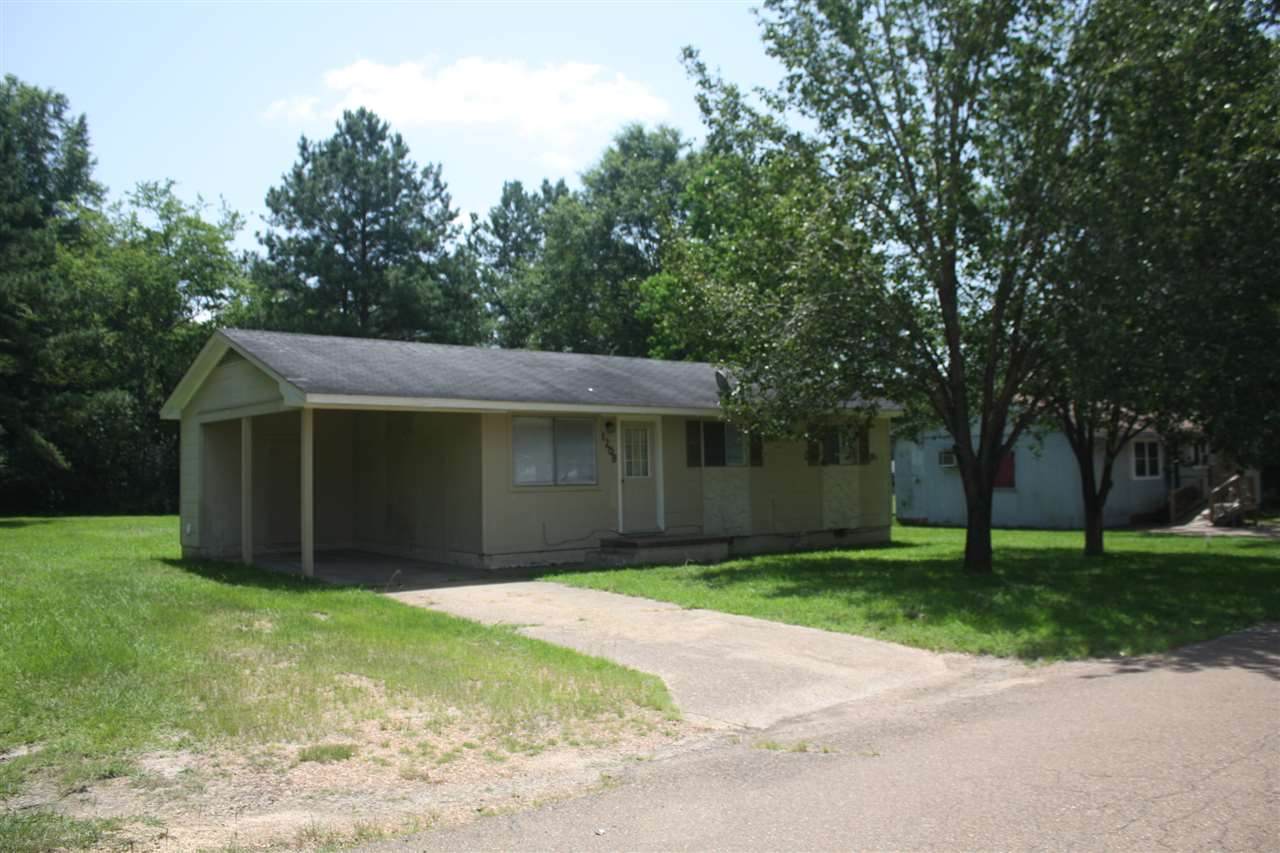 1208 St. Augustine Dr - Photo 1