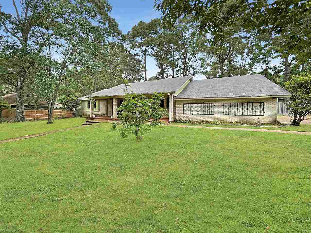 35 Crossgates Dr - Photo 1