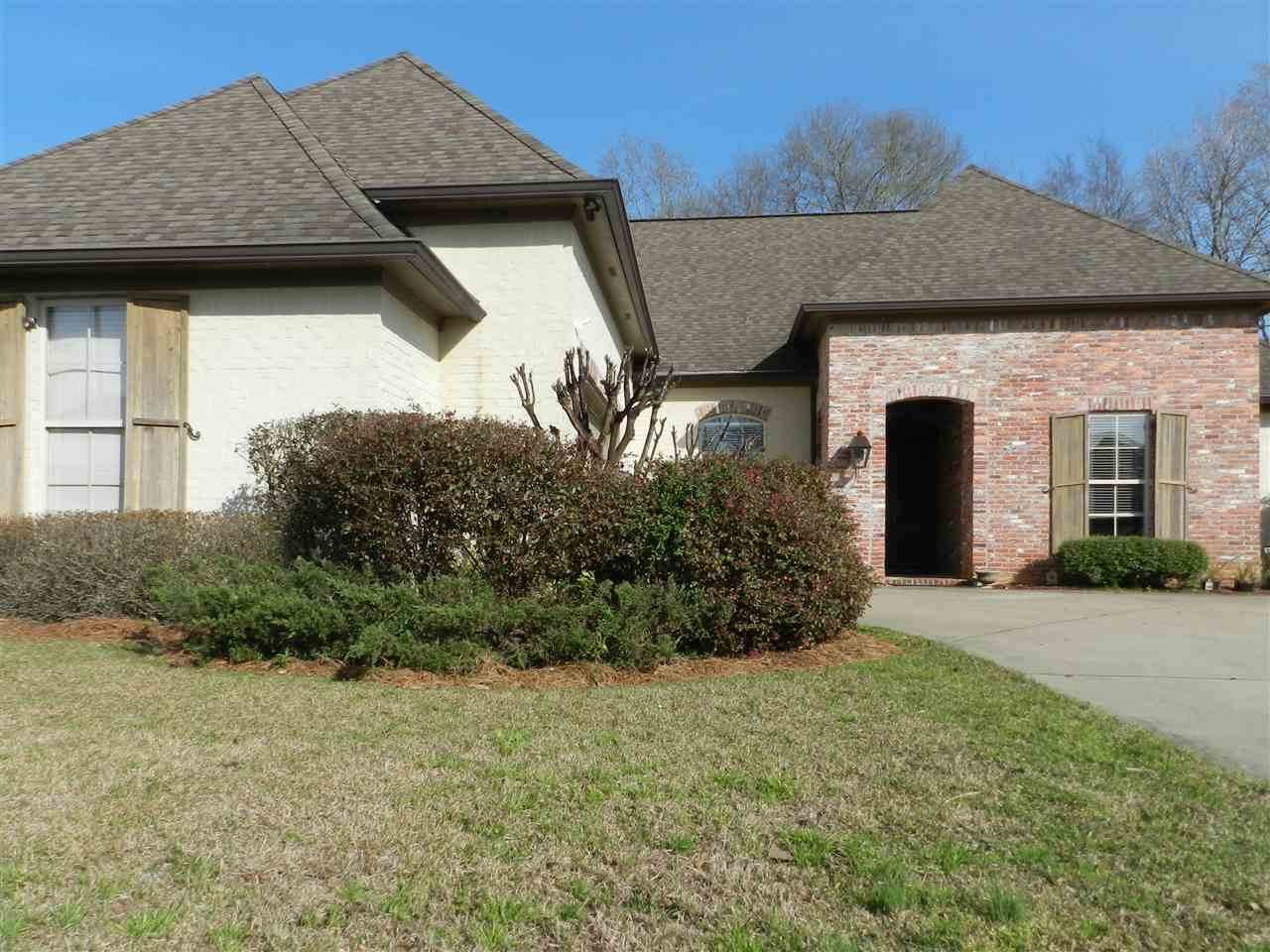 104 Bridgeton Cir - Photo 1