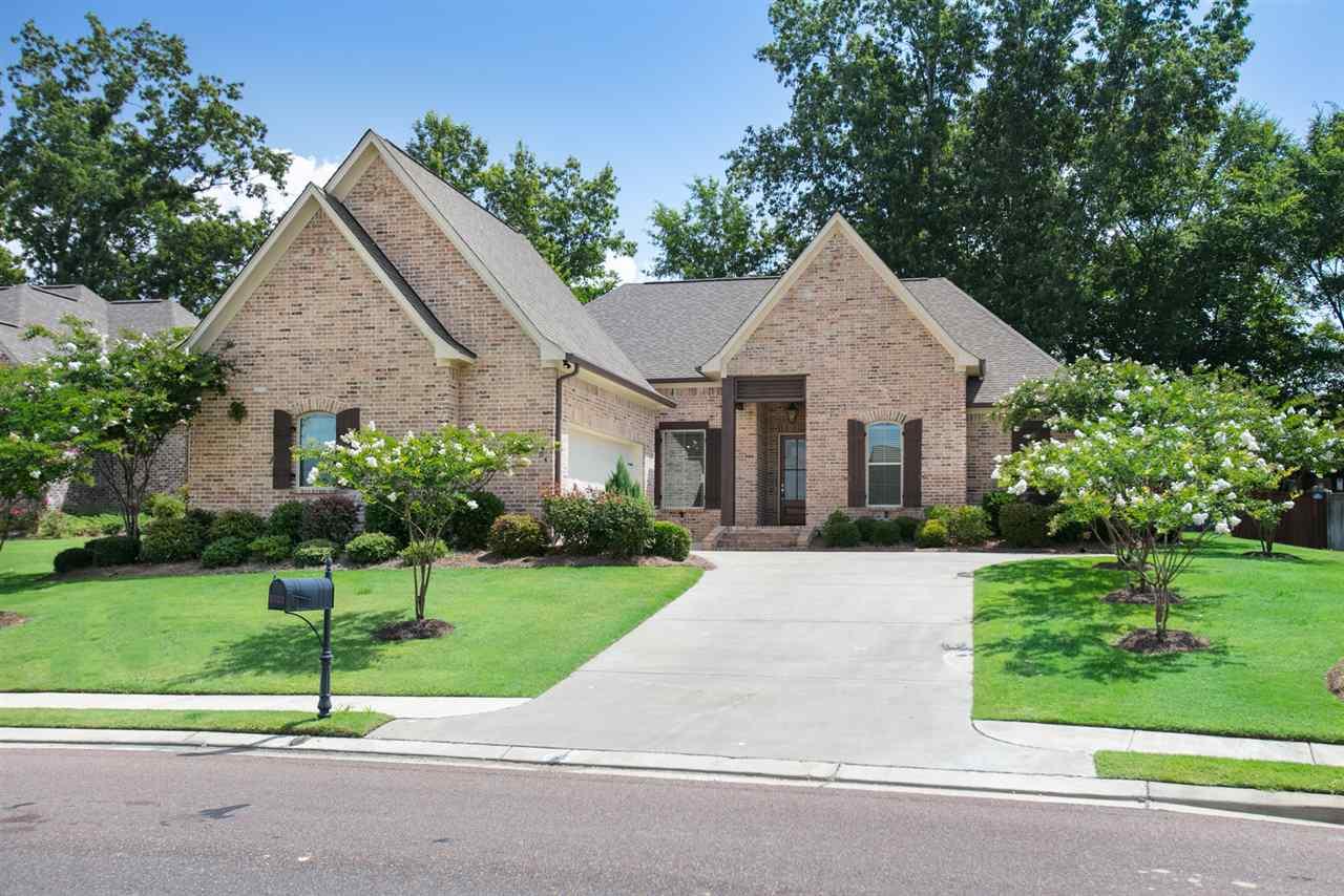 104 Camden Ln - Photo 1