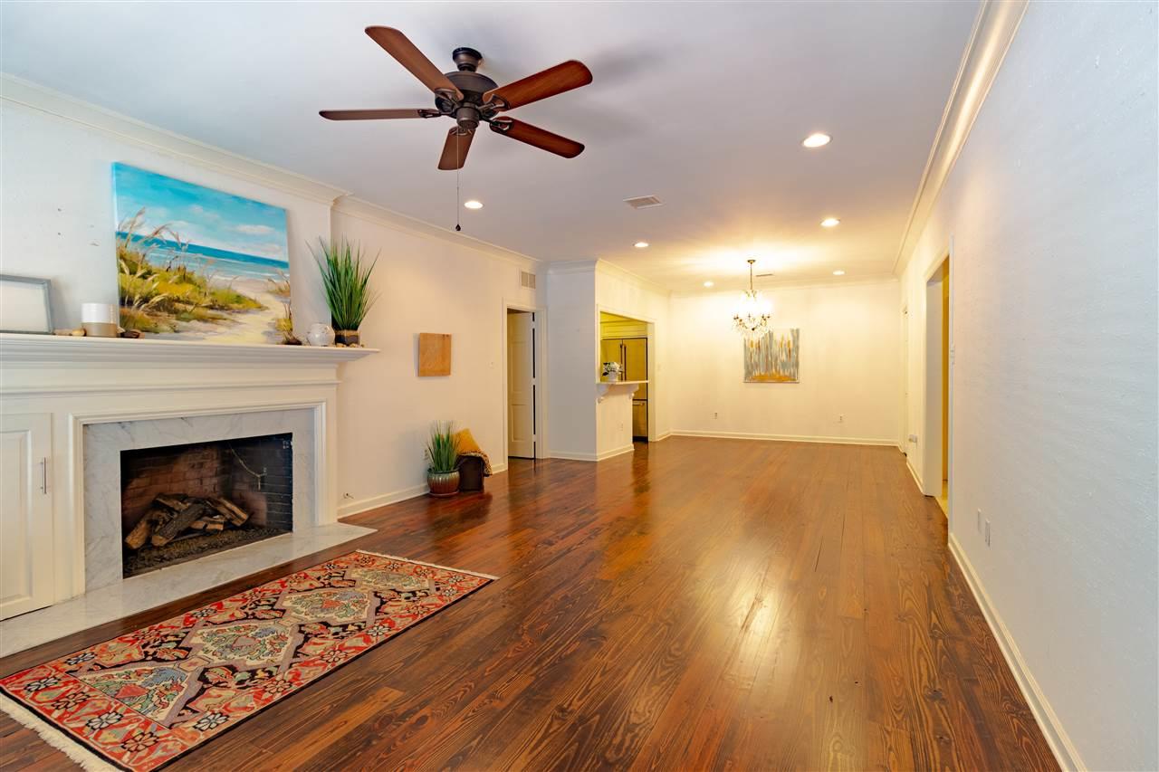 420 St. Andrews Dr - Photo 1