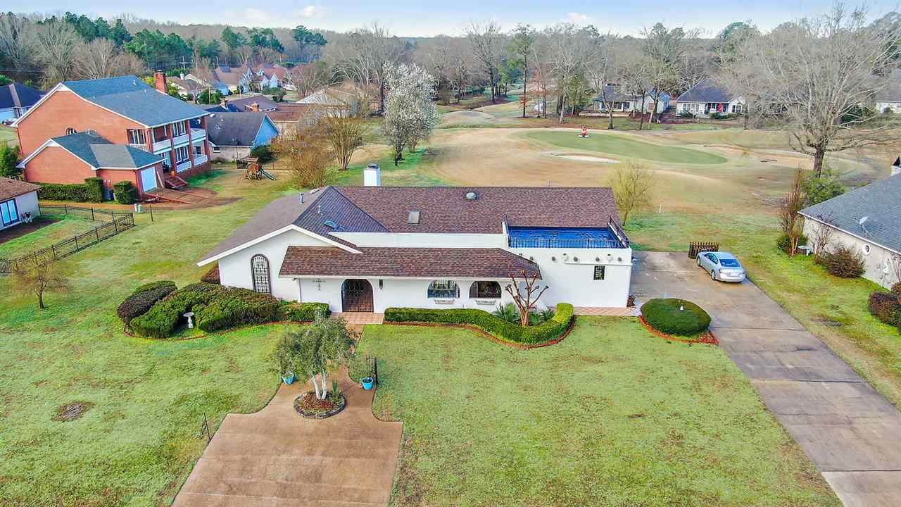 205 Deerfield Club Dr - Photo 1