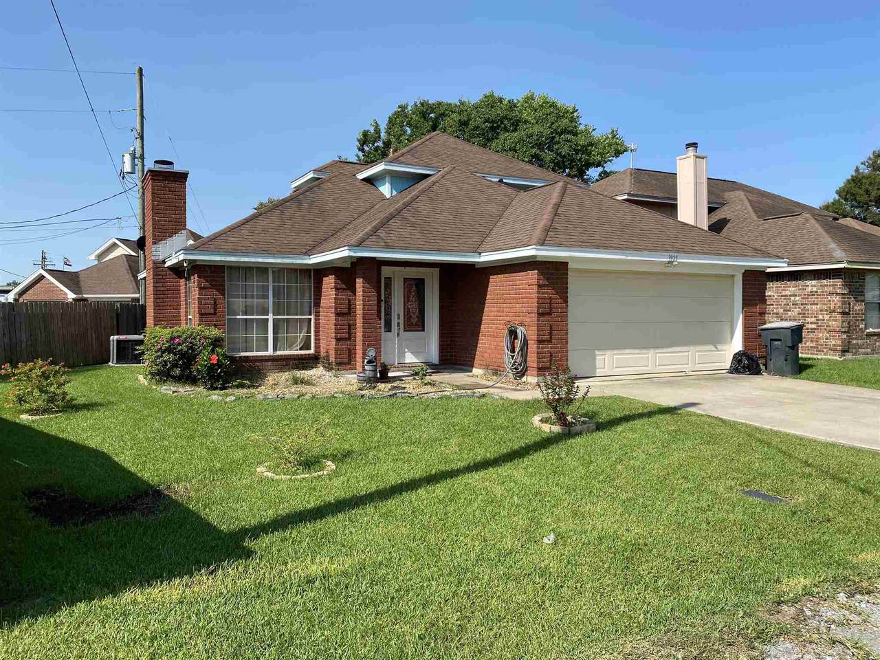 3925 Suncrest Dr - Photo 1