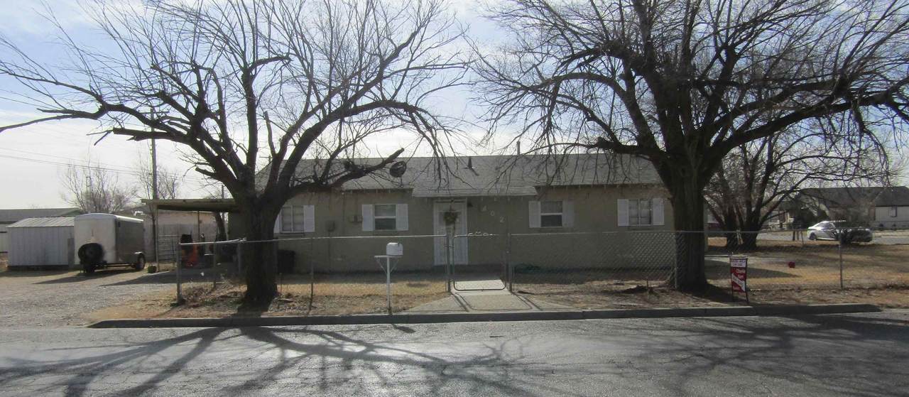 402 13th St - Photo 1