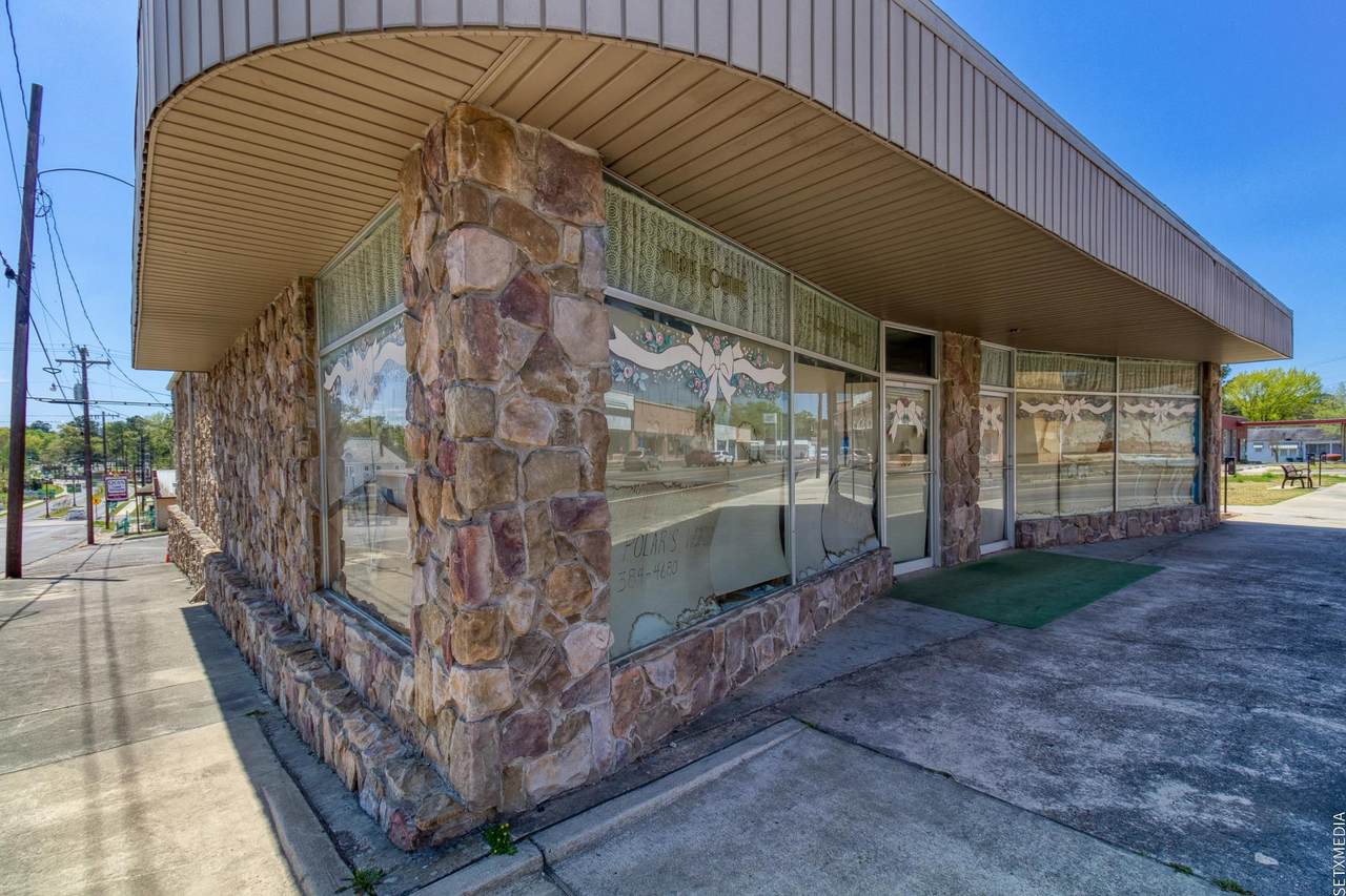 101 Houston - Photo 1