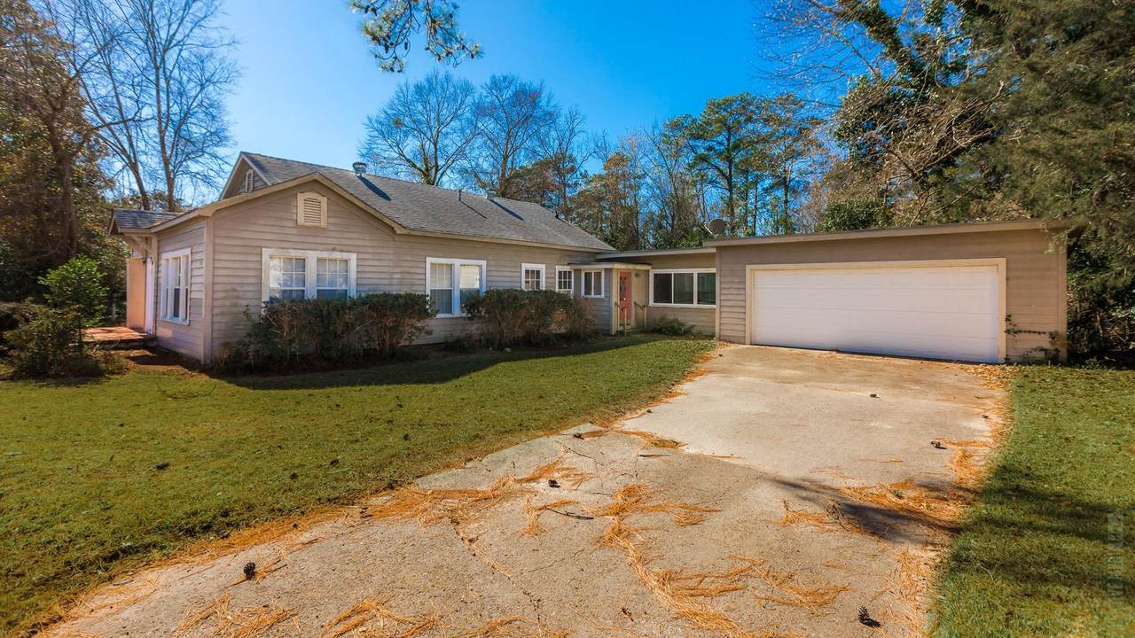 511 First - Photo 1