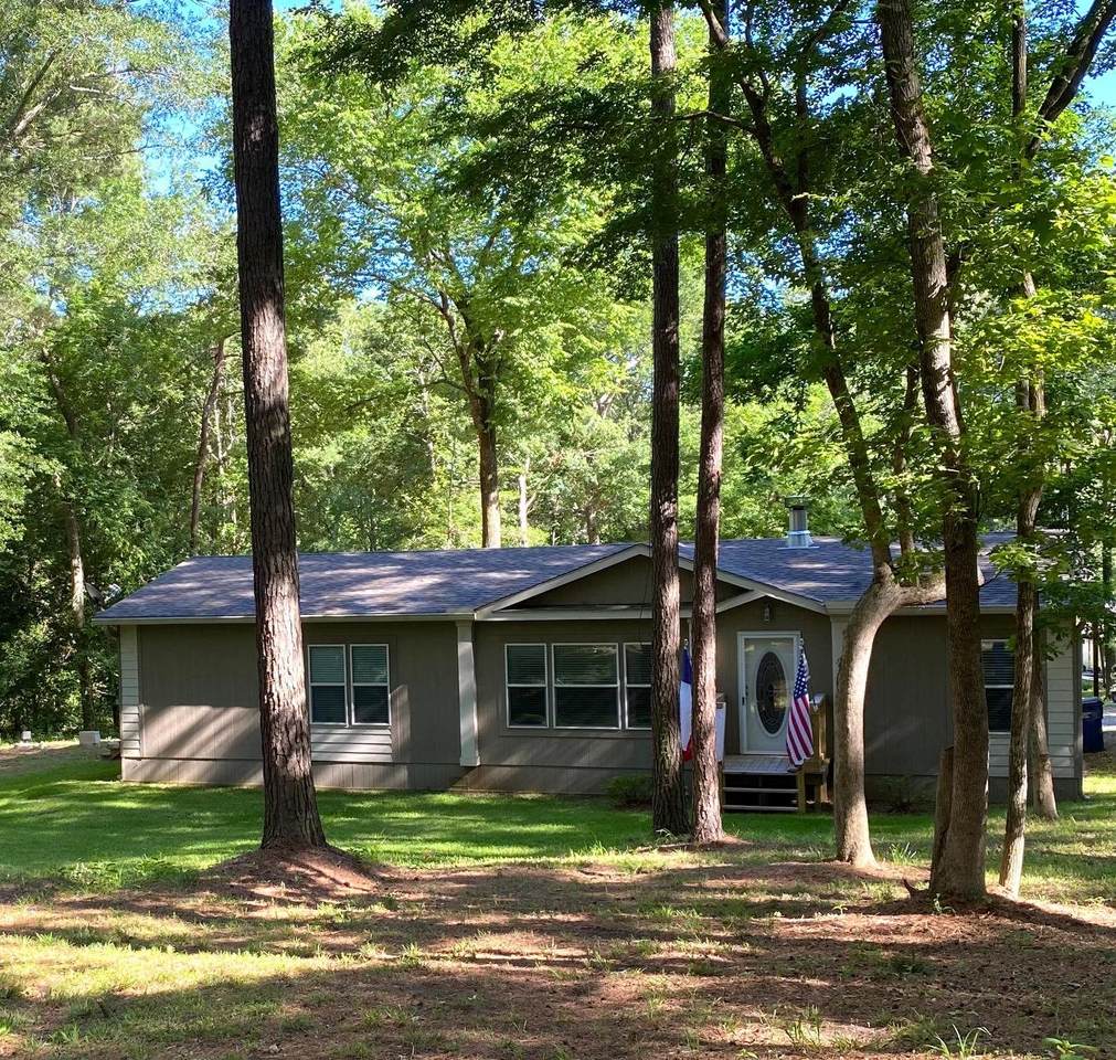 605 Timberlake Drive - Photo 1