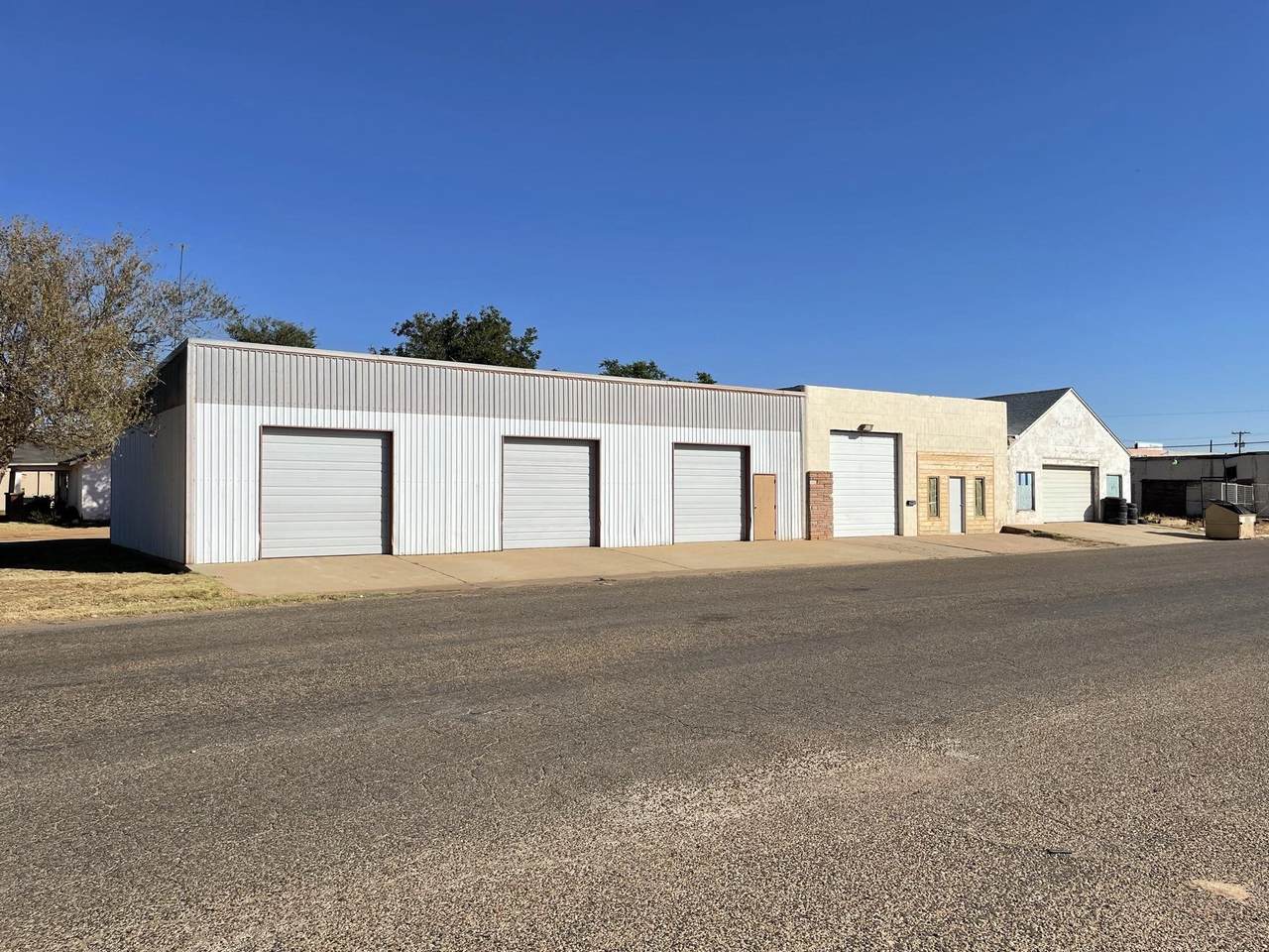 306 3rd - Photo 1