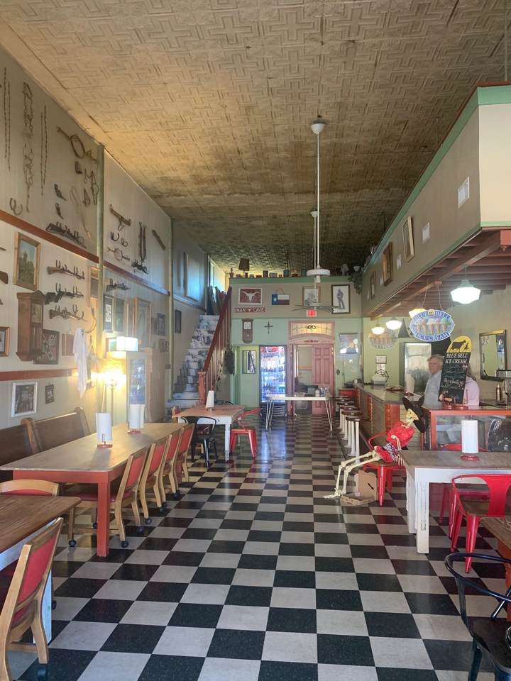 109 Main - Photo 1