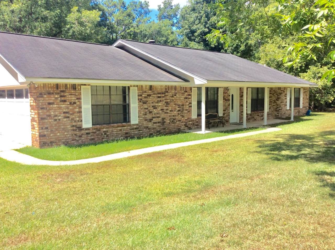44 Cottonwood Drive - Photo 1
