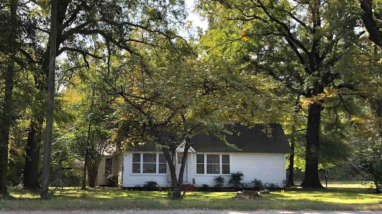 1220 Shelbyville Street - Photo 1