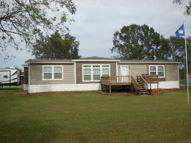 860 Pecan Estates Loop - Photo 1